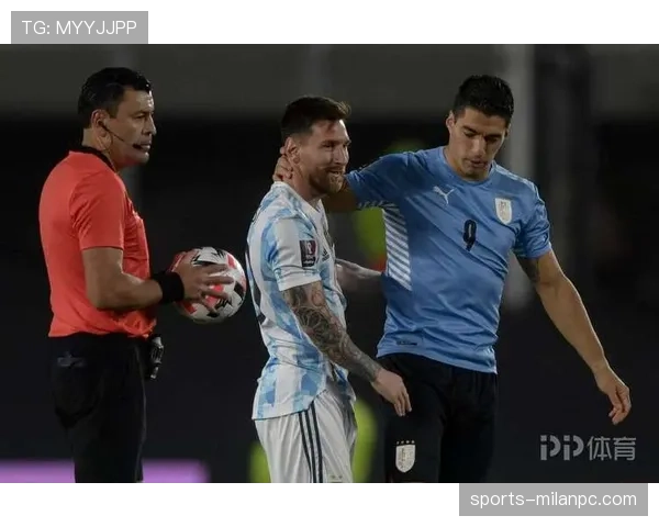 与梅西的合作与竞争：苏亚雷斯在双重关系中的角色