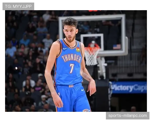 切特·霍姆格伦挡拆创造错位机会显著提升内线得分效率